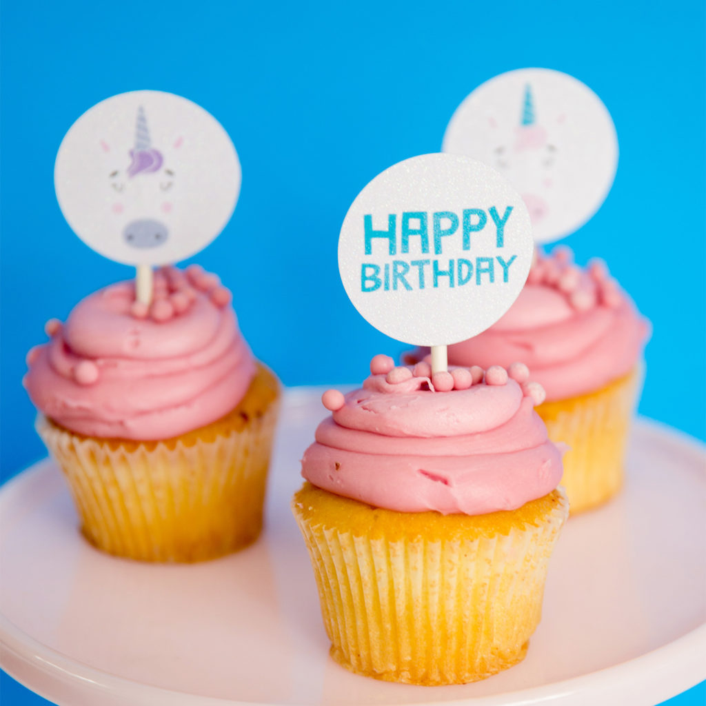 glitter-unicorn-cupcake-toppers-free-download-from-printworks