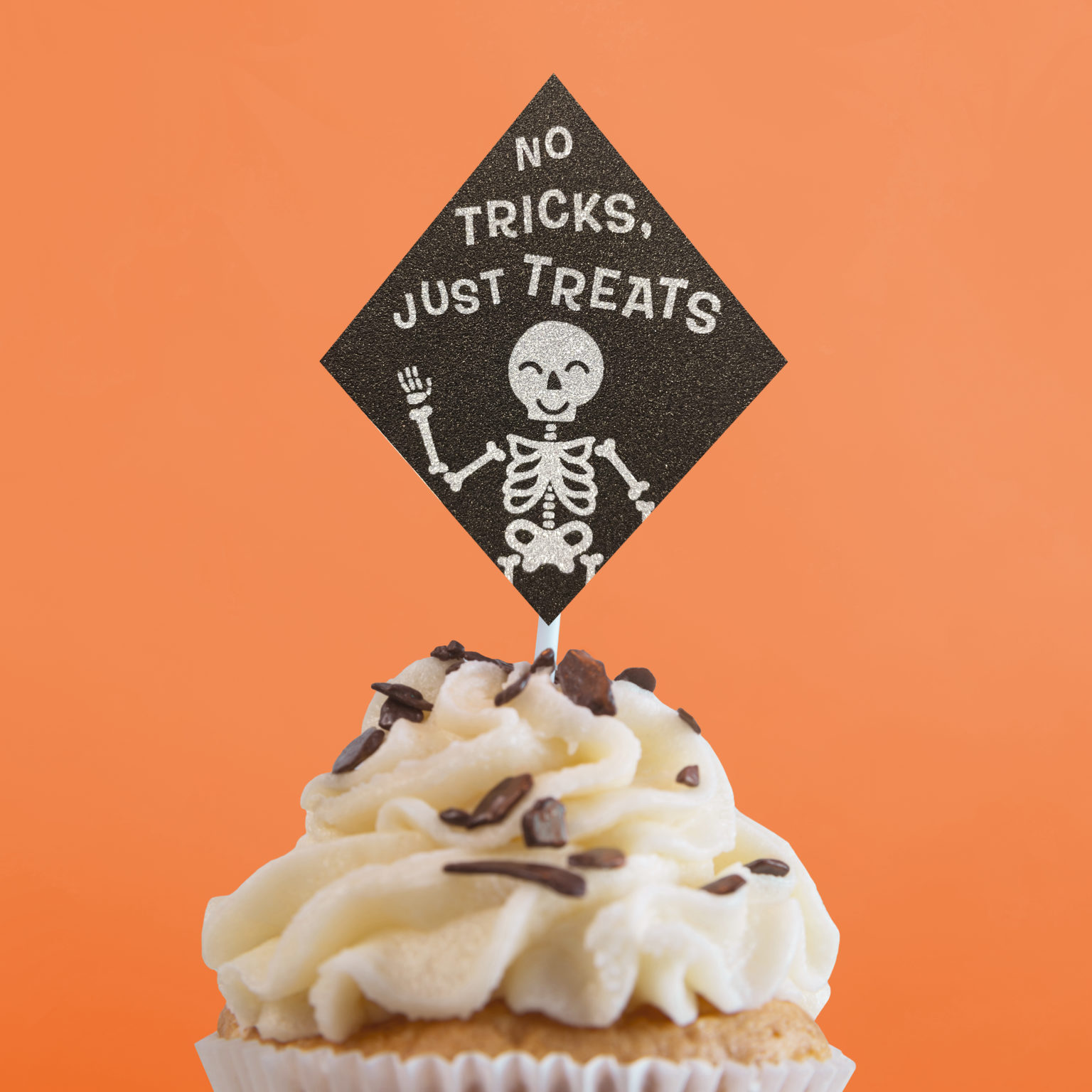 halloween-skeleton-cupcake-toppers-free-printable-download