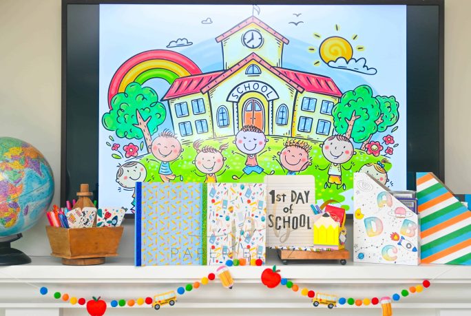 Back to school craft blog cover photo Back to school crafts blog main image